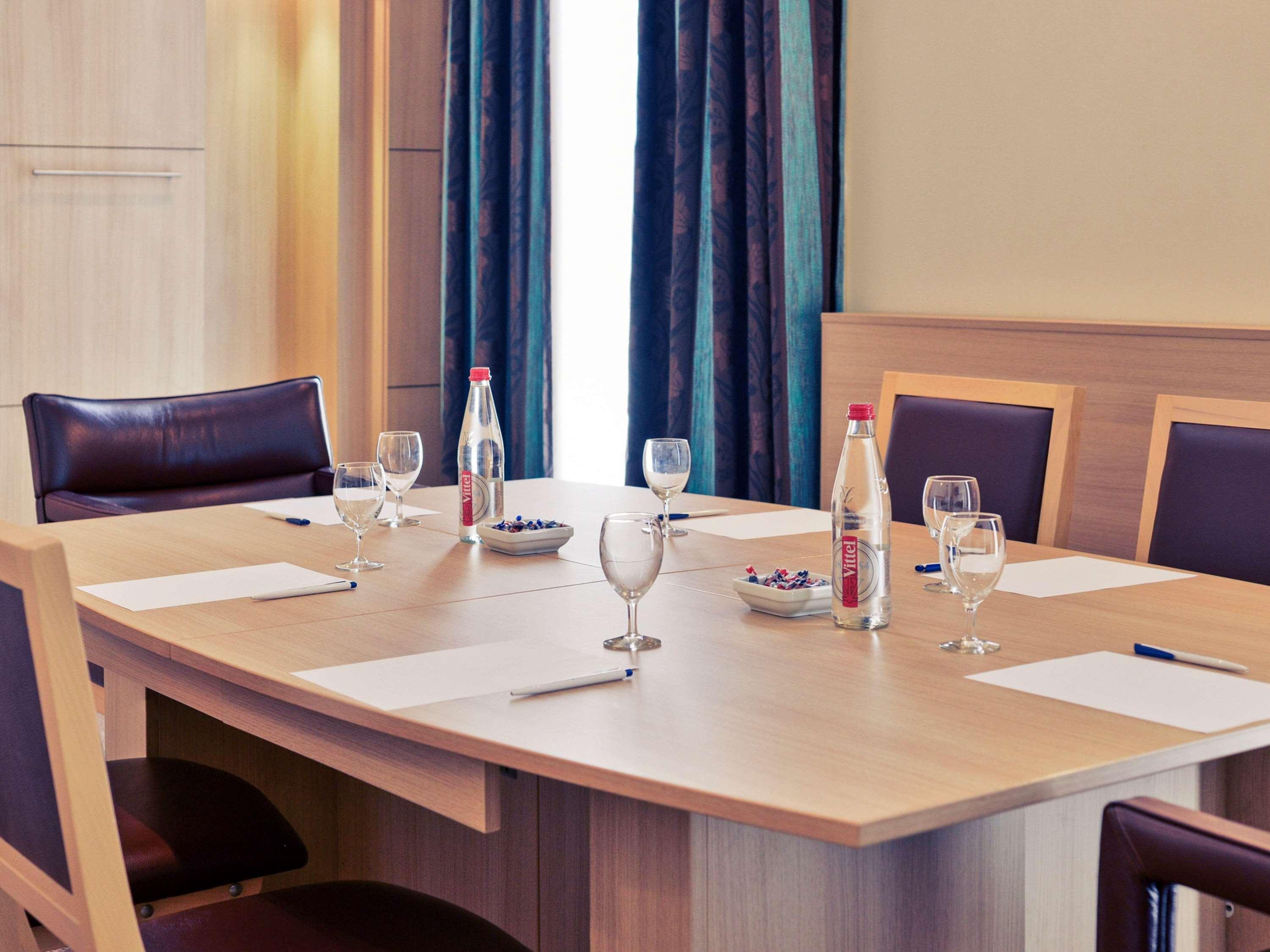 Mercure Centre Le Grand Hotel 4*